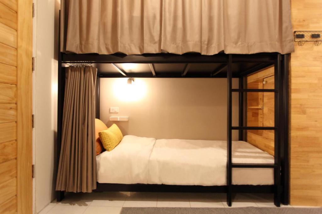 Lupta Hostel Patong Hideaway Eksteriør bilde